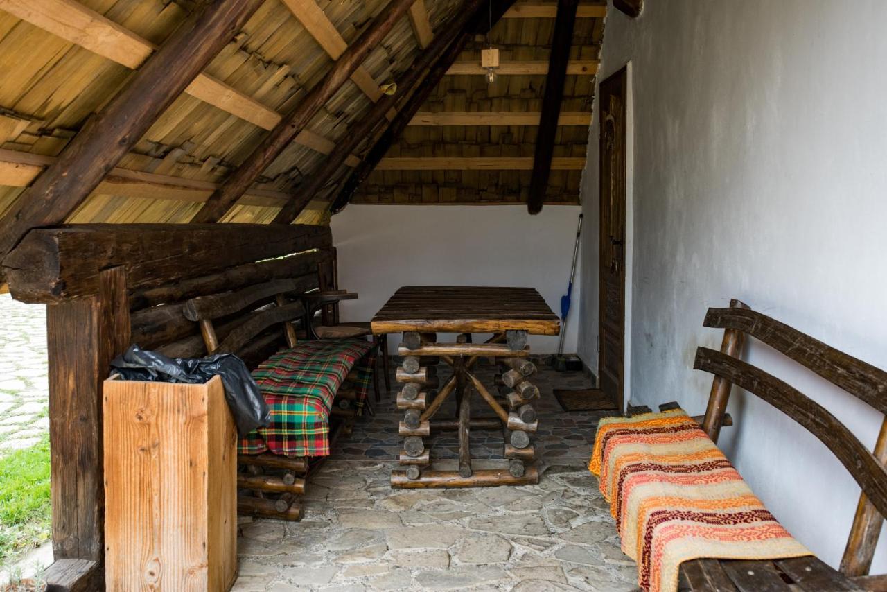 Casa Strabunicului Ξενοδοχείο Partestii de Sus  Εξωτερικό φωτογραφία