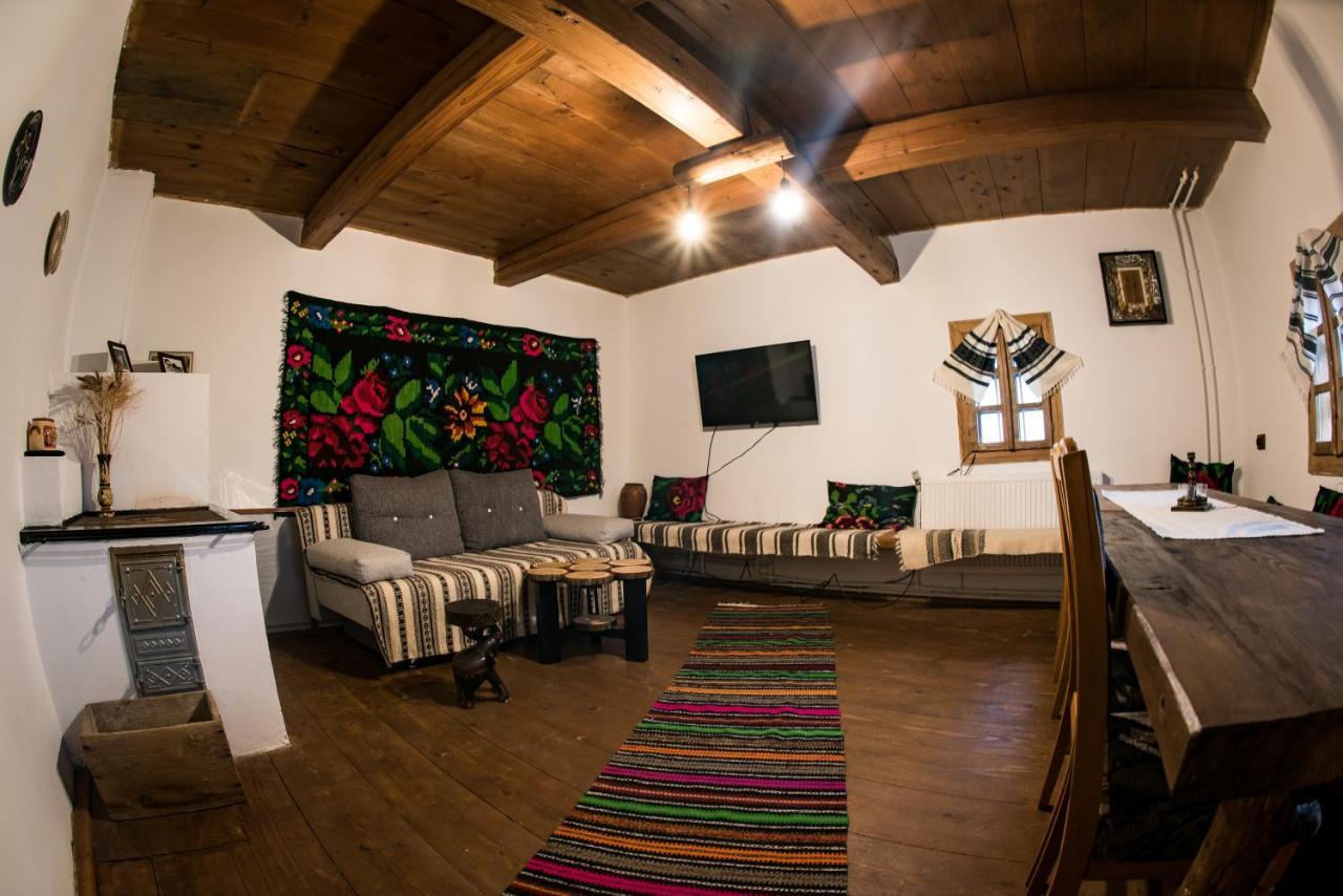 Casa Strabunicului Ξενοδοχείο Partestii de Sus  Εξωτερικό φωτογραφία