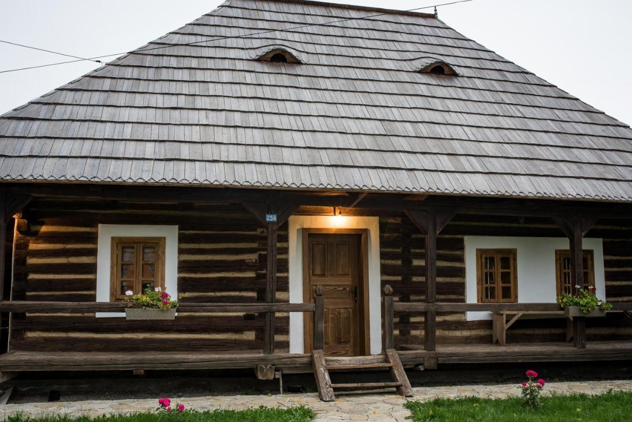Casa Strabunicului Ξενοδοχείο Partestii de Sus  Εξωτερικό φωτογραφία